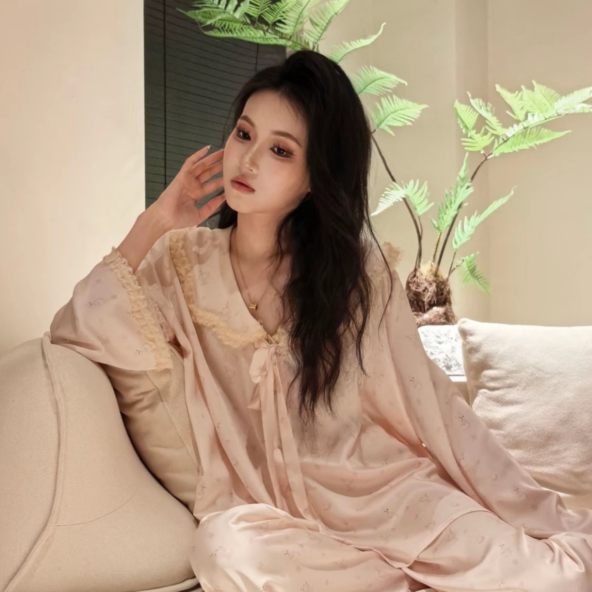 Pajamas for Women Spring and Autum New Style Ice Silk Pink Rabbit Long-Sleeved Sweet Doll Collar Cute Popular Home Wear Set