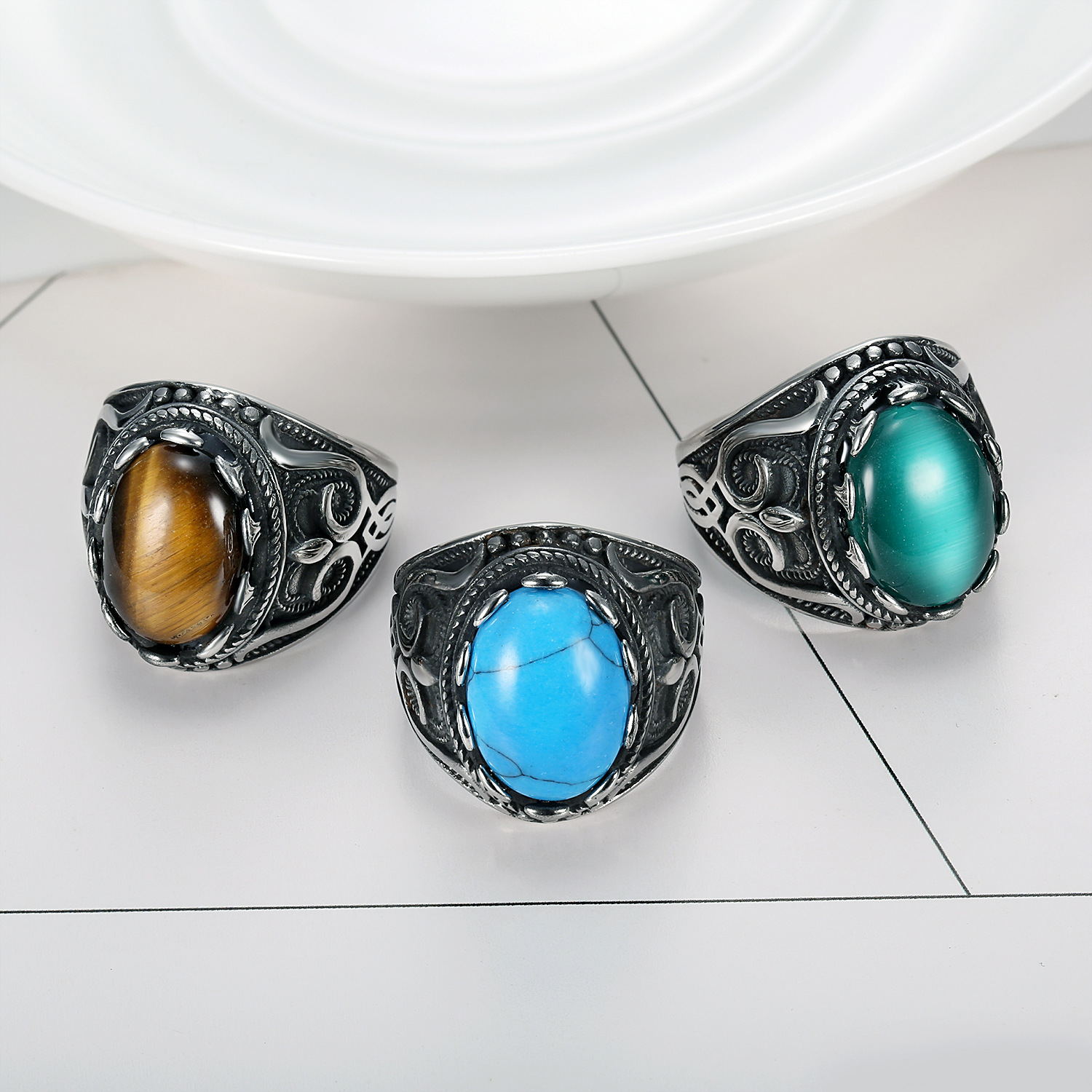 Anillo de acero inoxidable WISH con piedra preciosa para hombre, piedra preciosa ovalada grande y sencilla, anillo de moda urbana de estilo europeo y americano.
