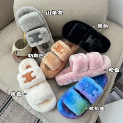 ウールのスリッパの女性の厚い底のins高級感のファッション的な双帯の外は毛皮の一体のウールの保温の秋冬の新型を着ます。