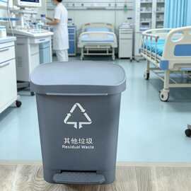 脚踩垃圾桶大号四色分类塑料桶带盖环卫垃圾箱厂家定制商用场景