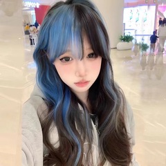 長い巻きの青い髪のセットは前髪のグラデーションy 2kのフルヘッドセットの女性のギャルの爆頂は亜文化のパンクjkを染めます。