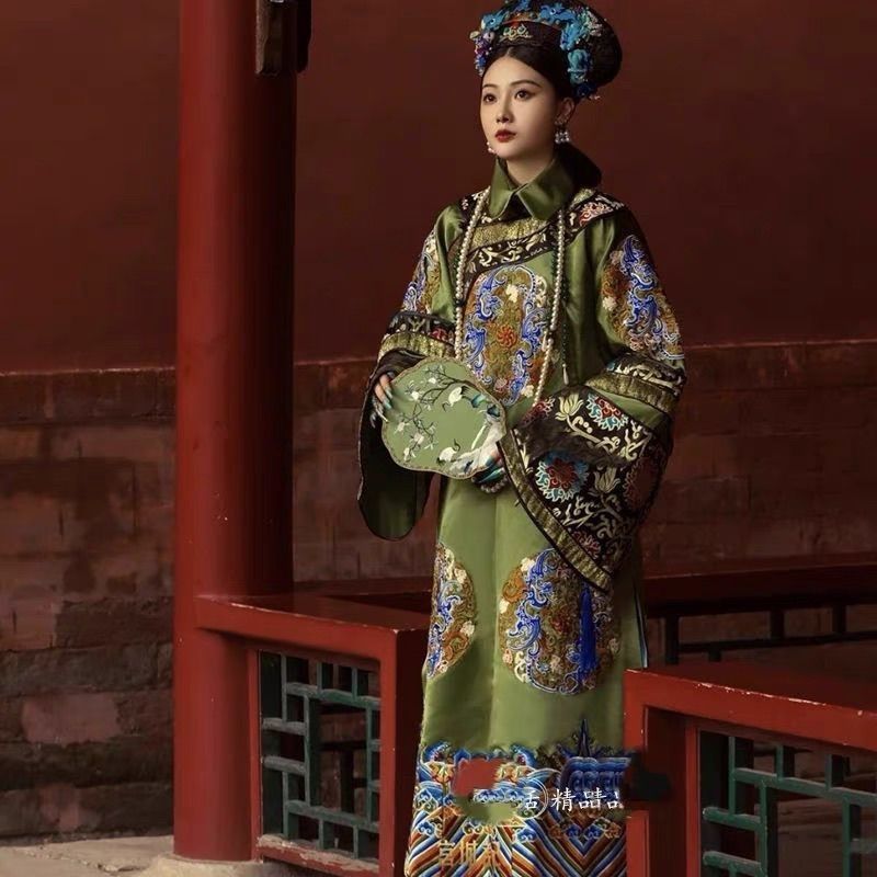 清朝皇帝吉服服装皇后故宫格格印花写真小品旗服氅衣古装古风|undefined