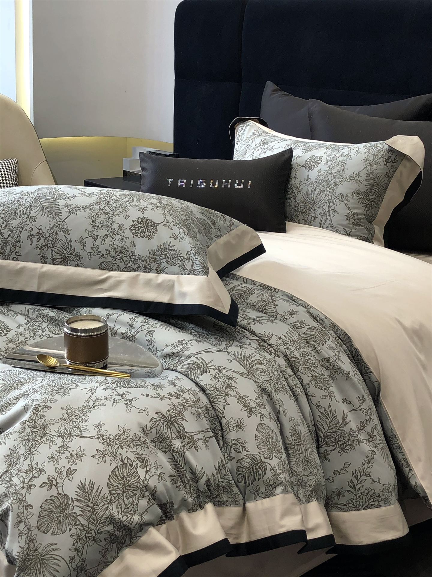 Completo letto matrimoniale vintage stile francese in cotone_voghion.com