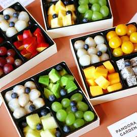 四分格四拼水果盒子草莓鲜果果切包装盒方形一次性透明纸塑打包盒