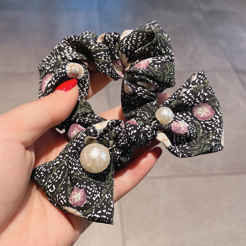 Черная заколка для волос из жемчуга с бантиком