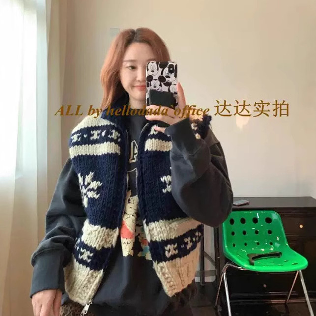 Early Autumn Korean-Style Cross-Border Retro Reindeer Fair Isle Light Luxury Pure Wool Handmade Vest Coat Sweater for Women