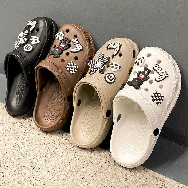 Hole Shoes All-match Baotou Hot Summer New Cartoon Cute Nurse Outgoing Casual Low Heel Breathable Sandals and Slippers
