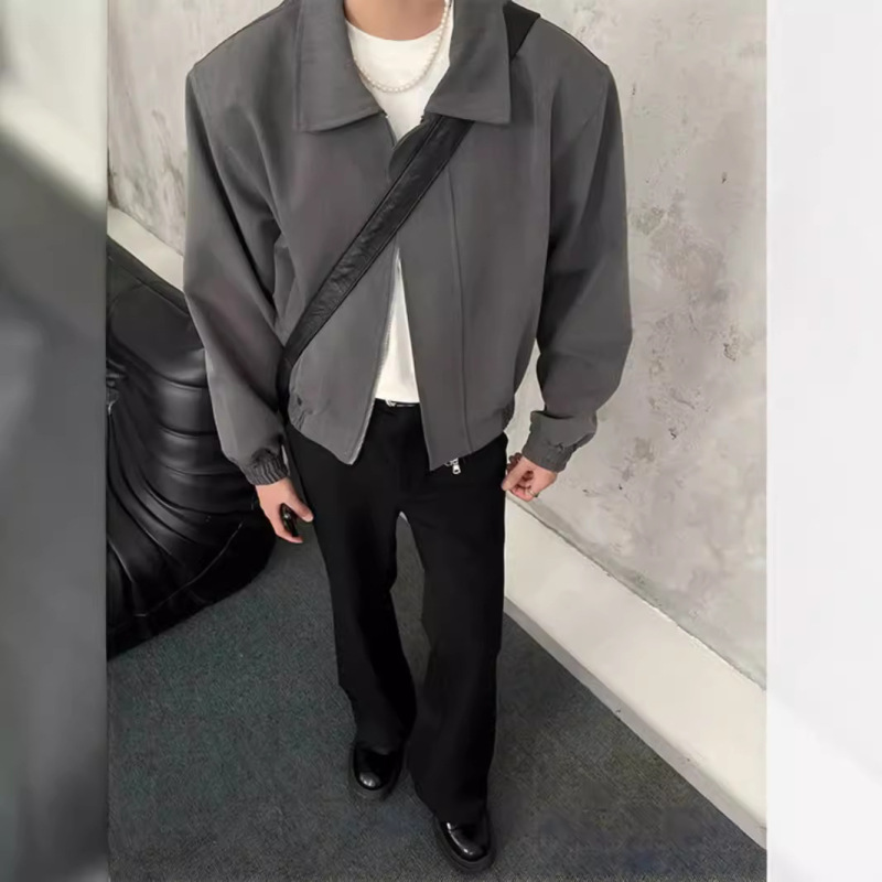 Cleanfit Black Padded Shoulder Jacket for Men, Short Style, Cool and Stylish, High-End Men's Fashion, American-Style Pilot Executive Jacket Cleanfit Black Padded Shoulder Jacket for Men, Short Style, Cool and Stylish, High-End Men's Fashion, American-Style Pilot Executive Jacket