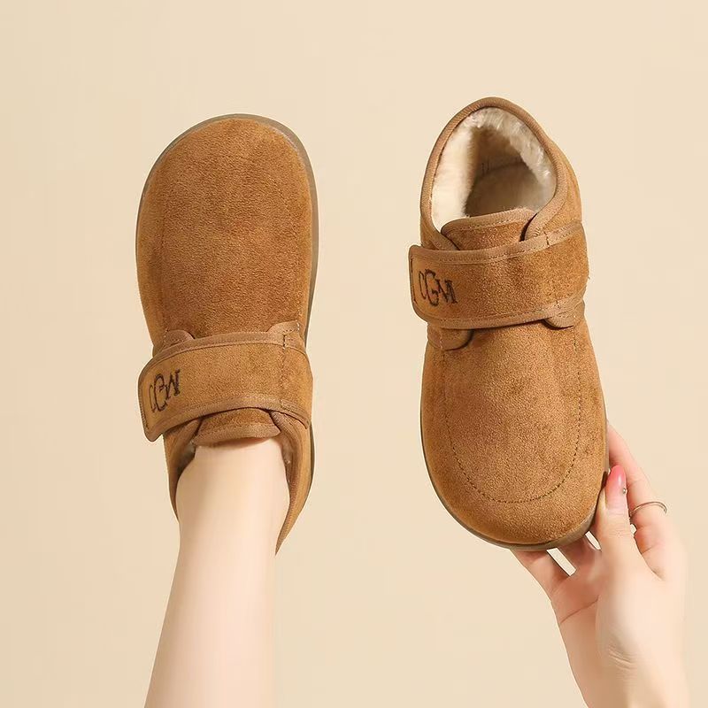 2025 Bean Bean Algodón Zapatos Velcro Soft Soft Top Soft Velcro Zapatos de calentamiento antideslizante Bocken Pan Retro Zapatos de algodón de invierno