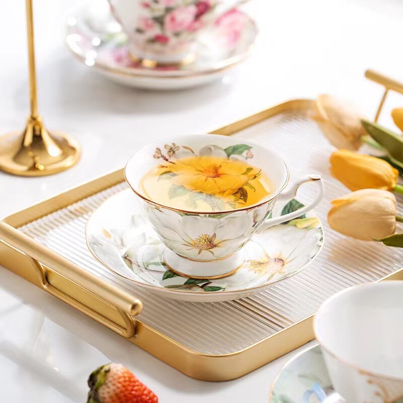 High-end and Exquisite Bone China Coffee Cup and Saucer Ceramic Cup with Bottom Saucer Black Tea Cup and Saucer Manufacturer Can Add logo Mug