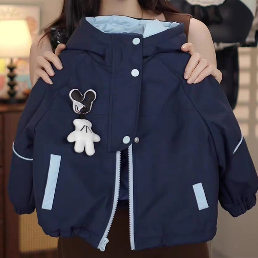 Children's winter cotton-padded coats, stylish and trendy cartoon hooded thick cotton-padded jackets for boys and girls.