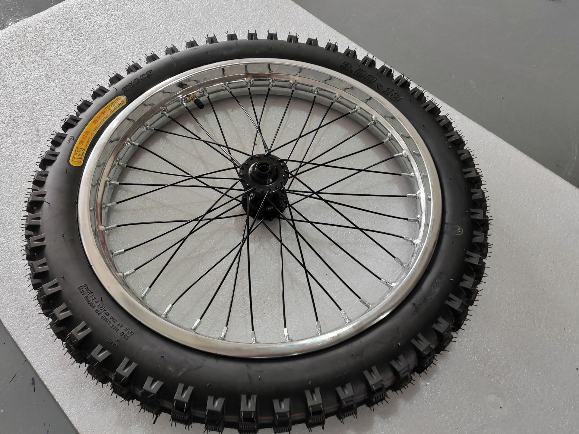 Motorcycle 21-inch front wheel off-road tire light bee dragon 19-inch front wheel set off-road electric vehicle high-power motor