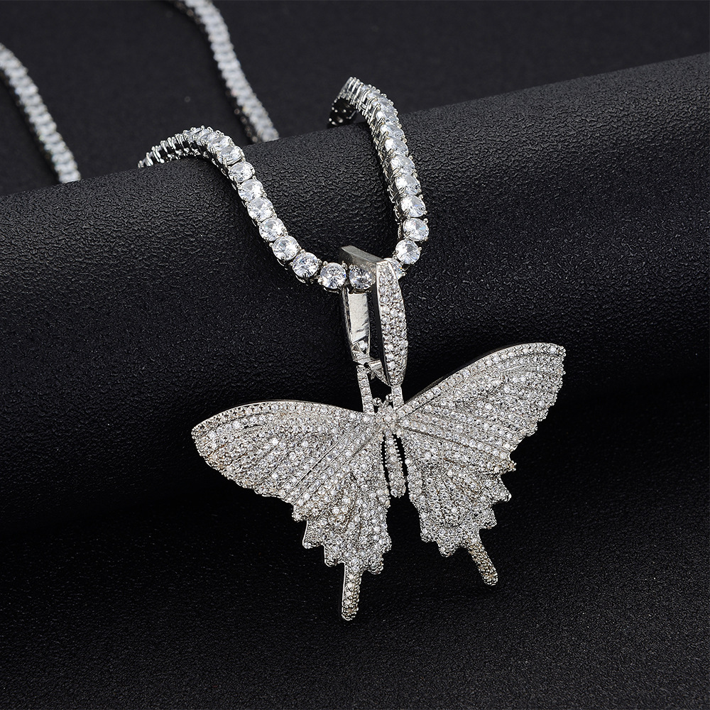 Luxury Zircon Butterfly Pendant Necklace For Women Elegant Style_voghion.com