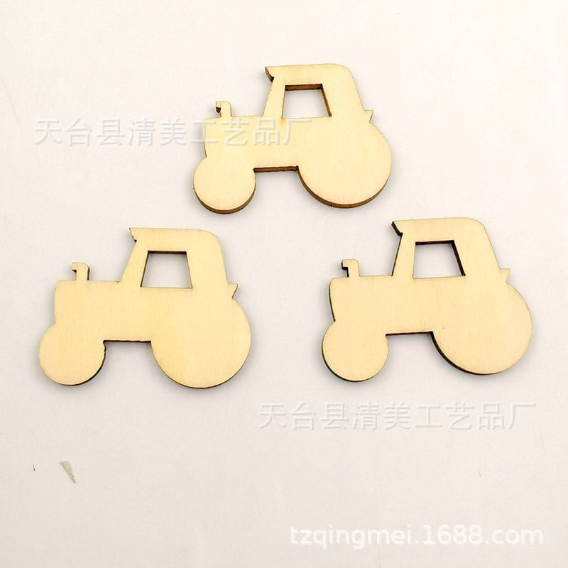 80*60mm tablero de tilo tractor de dibujos animados vehículo de transporte tractor de dibujos animados de madera botón 20 un paquete