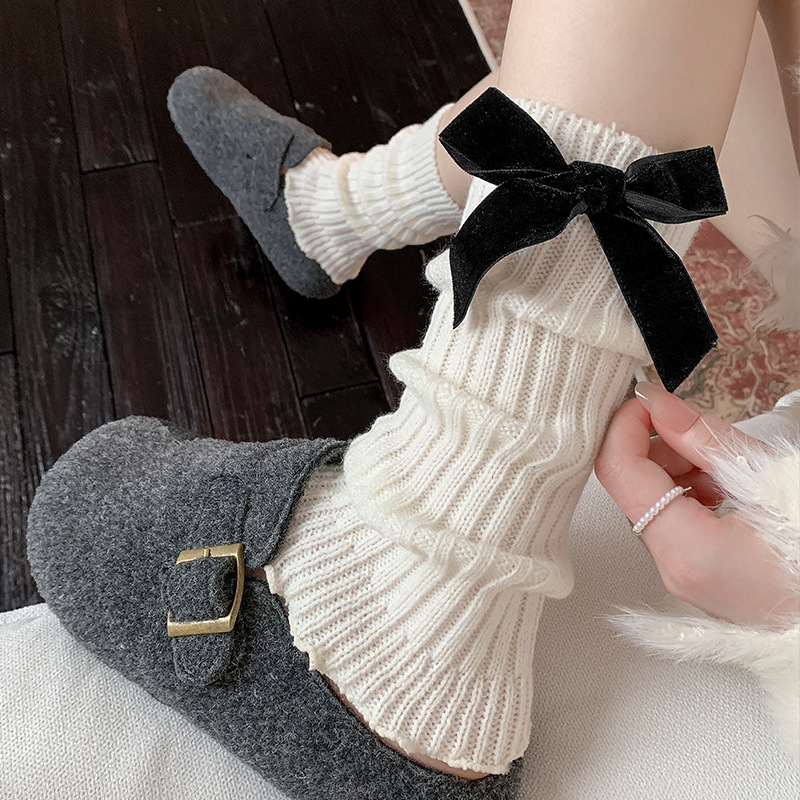 Beinstulpen Bootshang Baumwollsocken für Damen, goldene Samtsocken mit Schleife, trendige gestrickte Wadenstulpen im japanischen Ballettstil aus Wolle_voghion.com