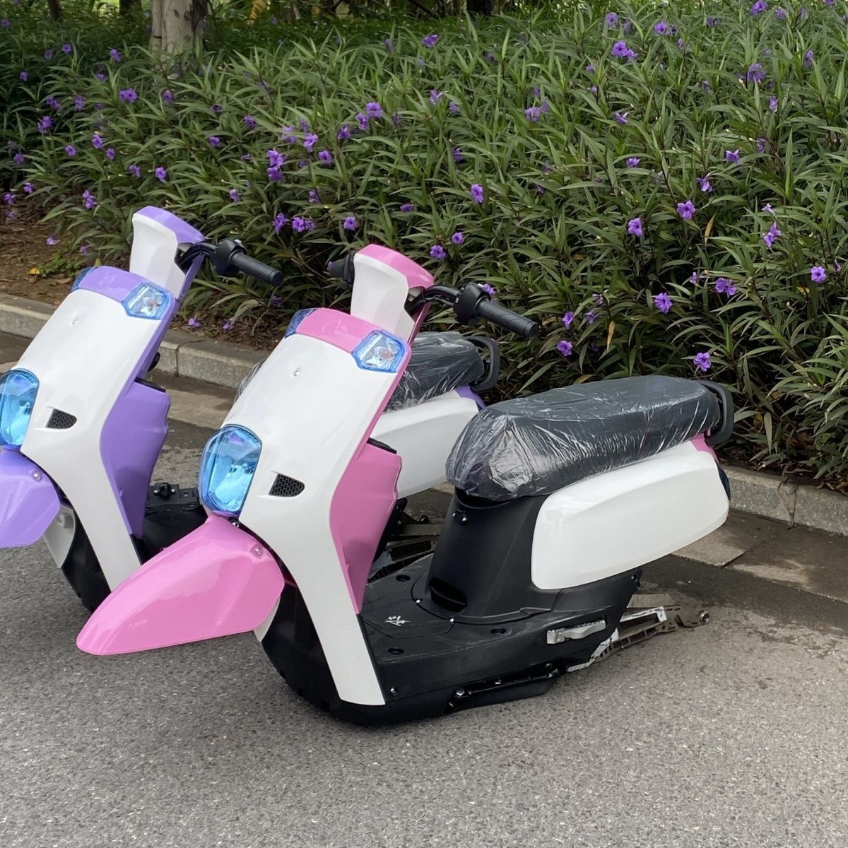 Source factory goods electric motorcycle cool frame no three equipped with 8cm stainless steel flat fork installed car shell electric cool kit