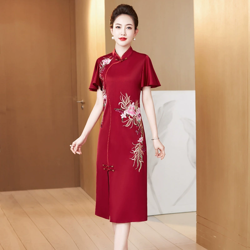 2023 летнее платье Новое свадебное банкетное платье для матери с вышивкой Тетя Благородное модифицированное платье Чонсам Платье с коротким рукавом