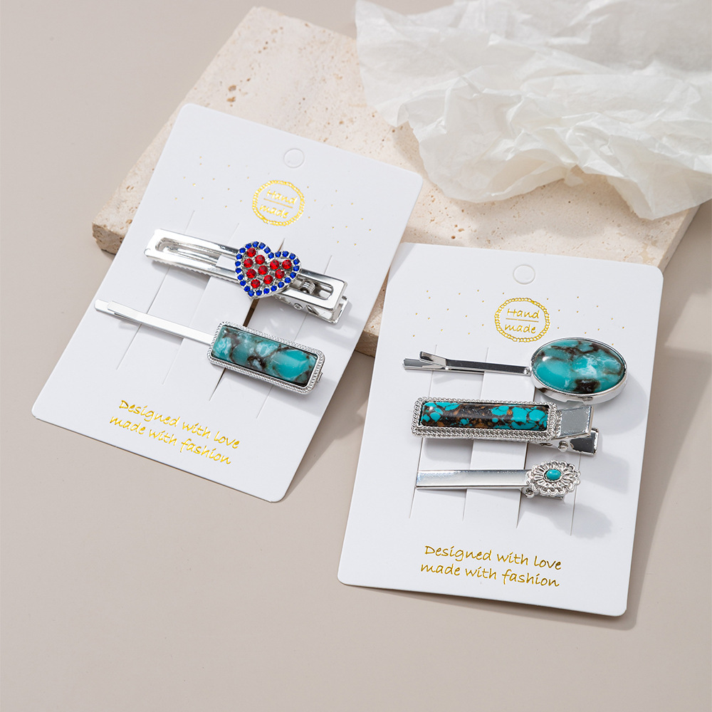 18g Weight Hair Clip Hair Accessories Type December Birthstone Turquoise Inlay Material 1 Set Quantity Outdoor, Street, Shopping Occasion Alloy Material Oval, Heart Shape Pattern Women's Gender Plating, Inlay Design Retro Style Women's Retro Oval Heart Shape Alloy Plating Inlay Turquoise Hair Clip 3