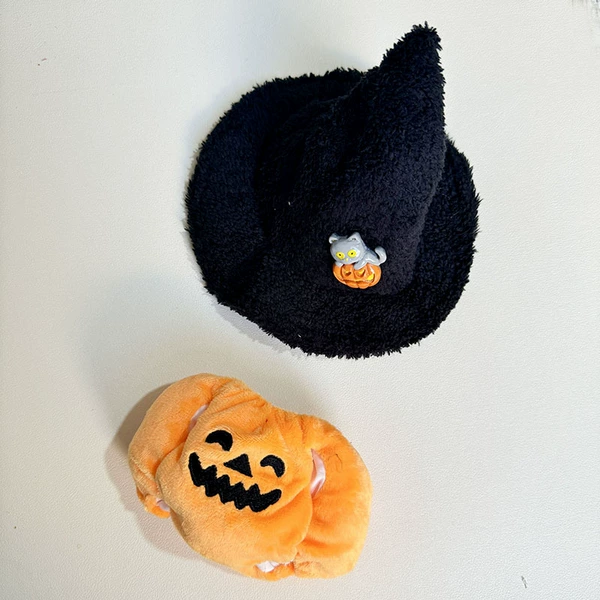 Black plush hat pumpkin