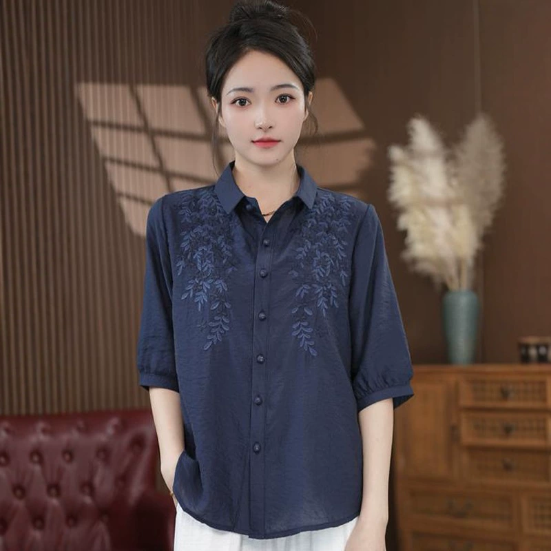 Летняя рубашка из тенселя и рами 2025 года, новая, с тяжелой вышивкой в западном стиле, свободного кроя, для мам, молодящая, с коротким рукавом