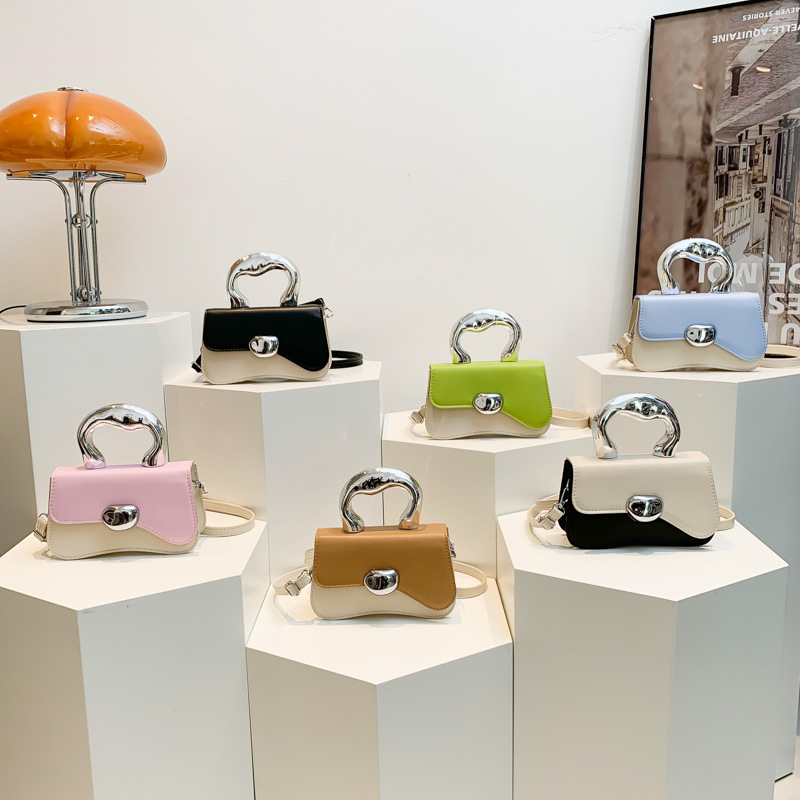 Bags Candy Splicing Color 2024 New Hard Shell Simple and Casual Western Style Metal Handheld Single Cross Shoulder Small_voghion.com