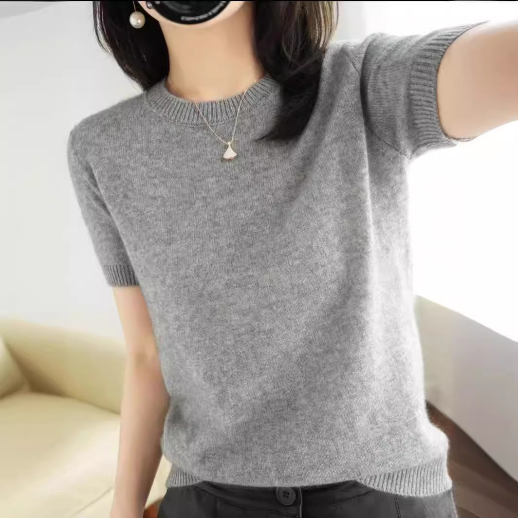 Spring and Autumn Round Neck Short Sleeve Women's Wool Sweater Loose Short Sleeve Base Shirt Half Sleeve Knitted Sweater Mid Sleeve Cashmere Sweater Top