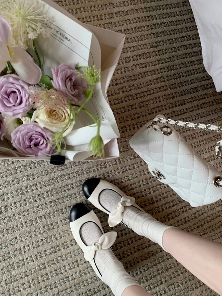 Giày Mary Jane nữ da thật đính nơ, đế dày gót ẩn tăng chiều cao, mũi tròn — Bạc, độn gót, hàng có sẵn, Màu be, độn đế, hàng có sẵn, Màu trắng sữa, độn đế, hàng có sẵn chi tiết 9