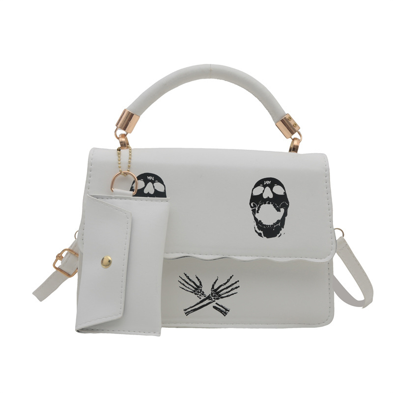 Bolso de hombro casual para mujer 2024 nuevo bolso cuadrado pequeño portátil de moda de moda bolso de mensajero con estampado de calavera de personalidad popular