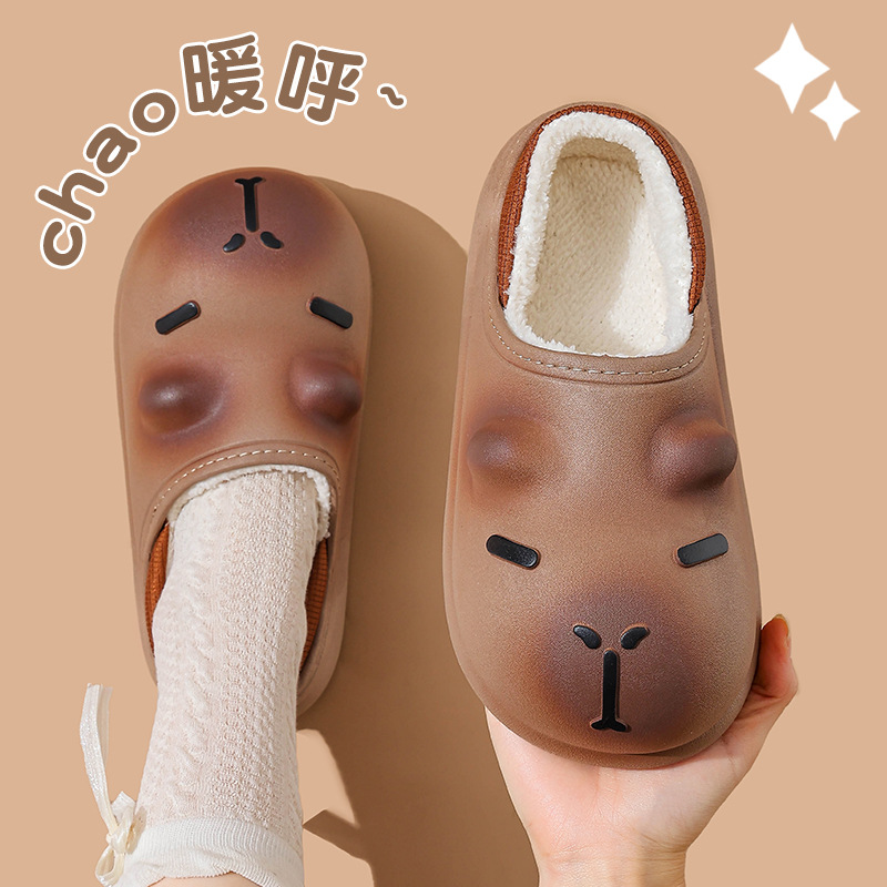Zapatillas de algodón de mujeres otoño invierno 2025 nuevo Capibara cálido y veludo bolsa impermeable con zapatillas de algodón de luna