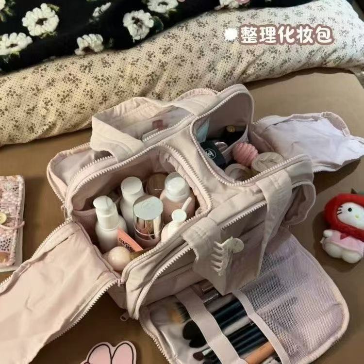 双宽开口大容量！蓬松化妆包女2024新款高端旅行便携式洗漱收纳包