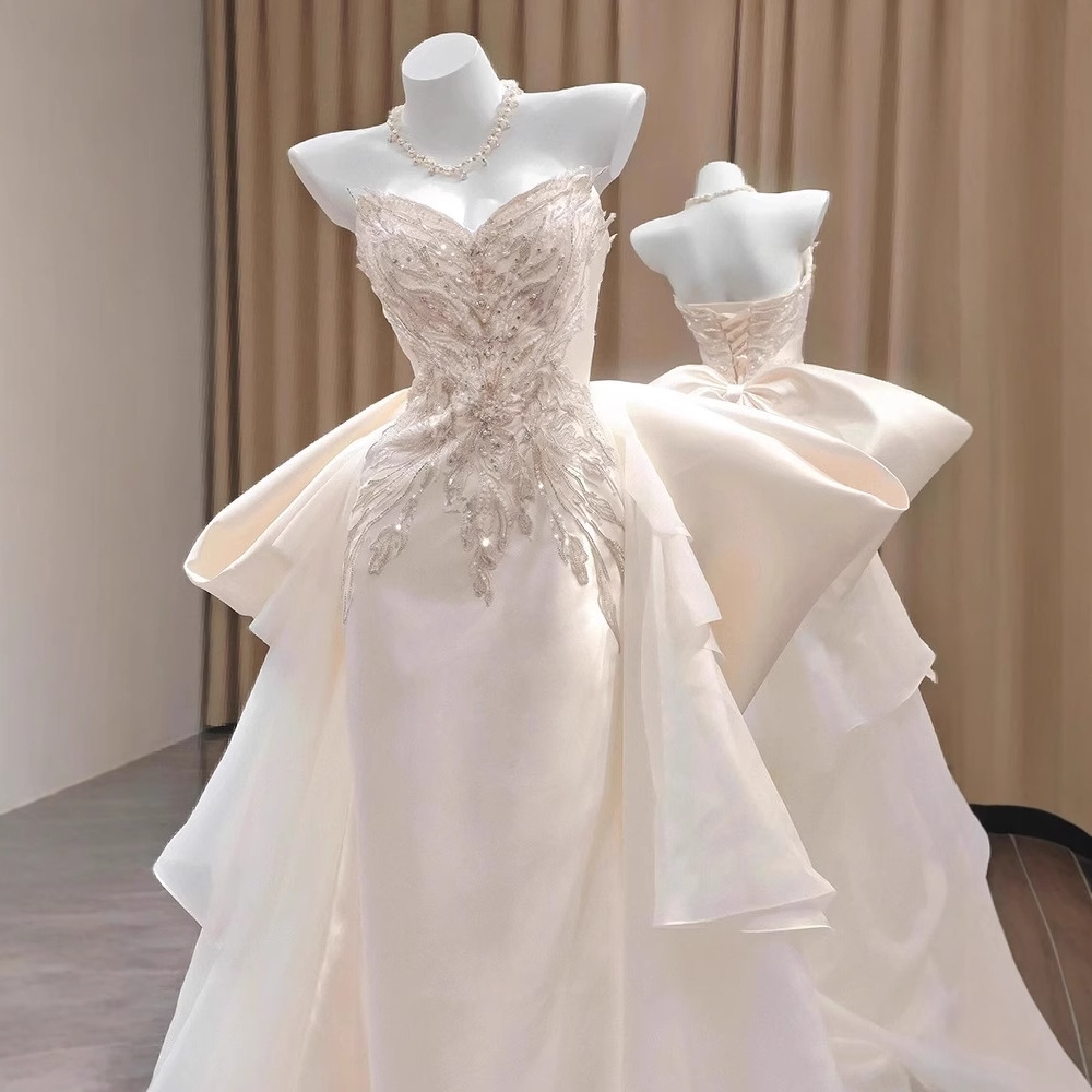 Mermaid Strapless Light Wedding Dress for Bride Engagement Banquet High-End Heavy Craftsmanship Toast Dress Retro Morning Robe Satin Veil