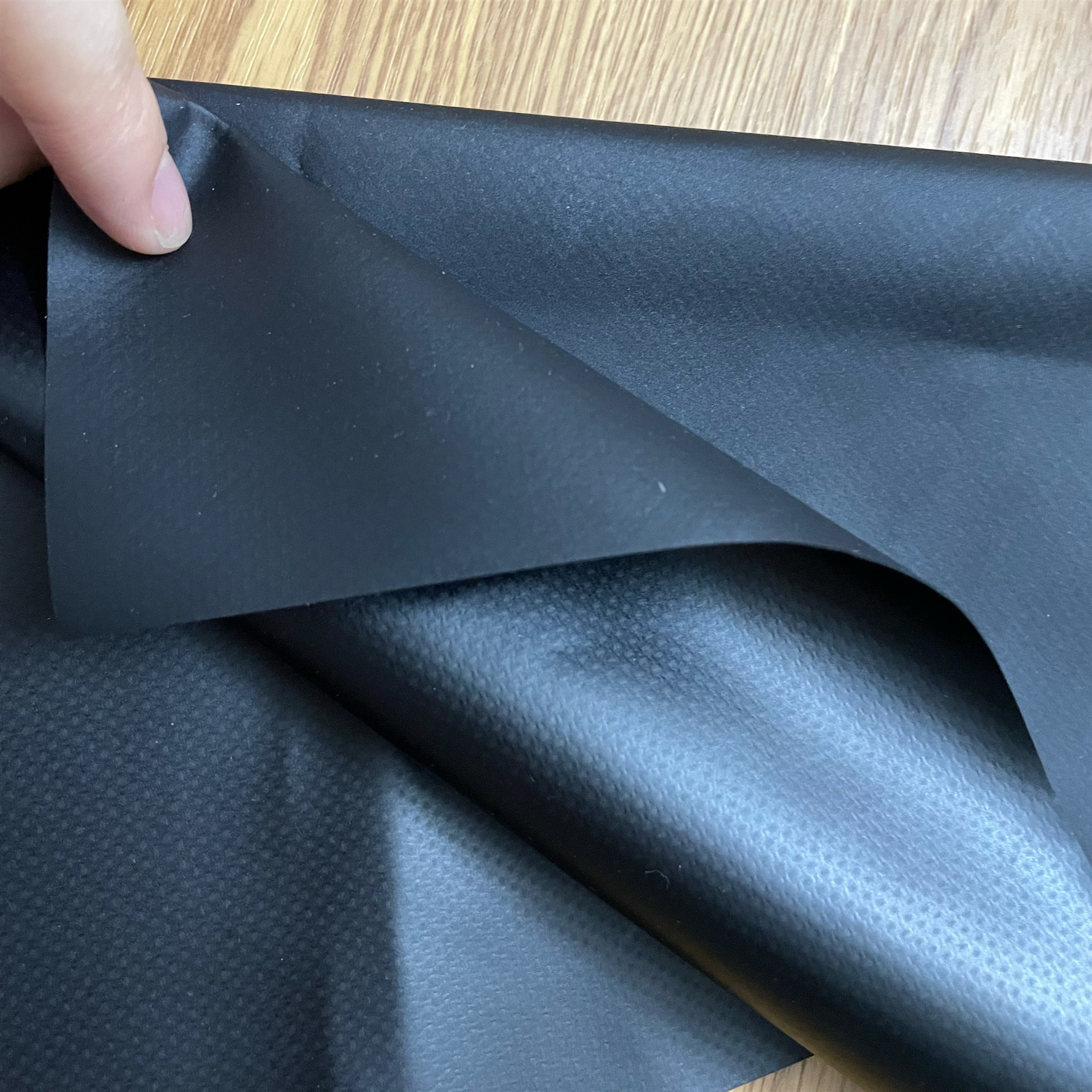 通过体外细胞毒性皮肤刺激性致敏性测试黑色PVC夹网布