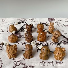 Green Sandalwood Handheld Zodiac Tiger Monkey Dog Cartoon Craft Wood Carving Ornament Bag Charm Keychain for Men and Women