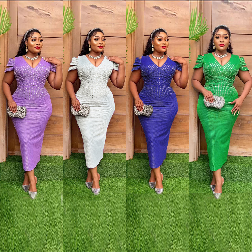 Damenbekleidung V-Ausschnitt sexy Bankettkleid in Übergröße Damenbekleidung heißes Diamant-Kleid mit kleinem Duft_voghion.com