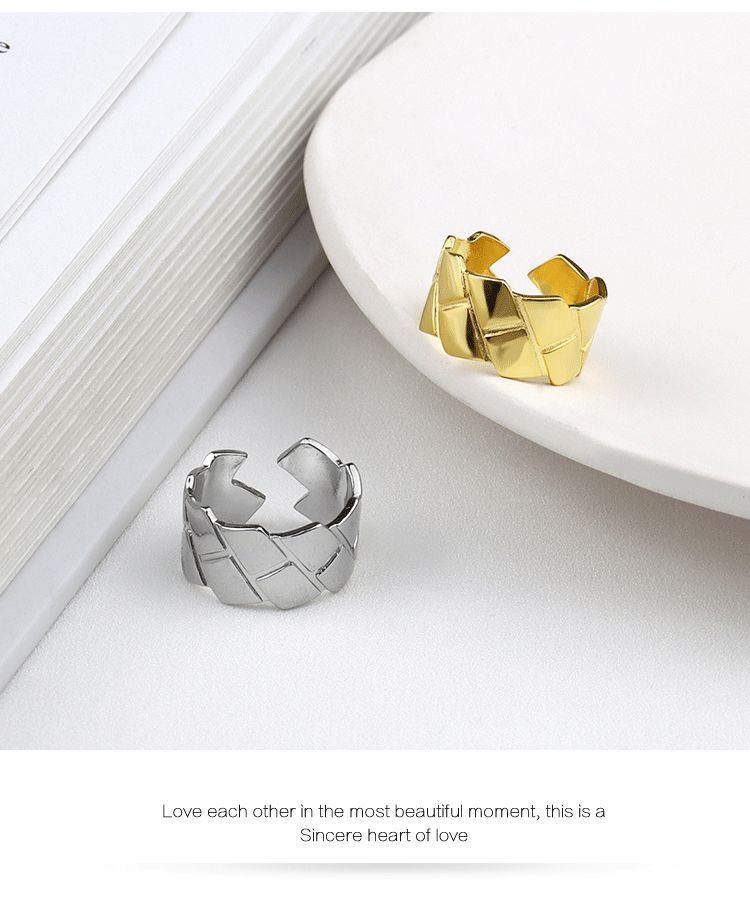 Korean version of the new creative diamond fashion square wide open copper ring wholesalepicture3