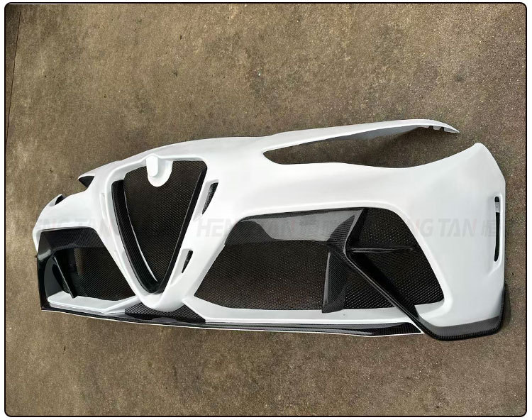 Suitable for Alfa Romeo Giulia carbon fiber modified bumper upgrade GTAM front bumper small surround