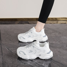 秋季女鞋新款透气网面鞋子女韩版百搭厚底增高运动鞋休闲老爹潮鞋