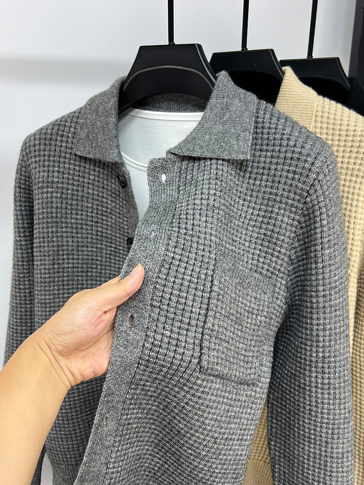 "Men's Slim Fit Knit Cardigan – Lightweight Lapel Jacket For Business Casual (Grey/Beige/Black, M-XXL)"_voghion.com