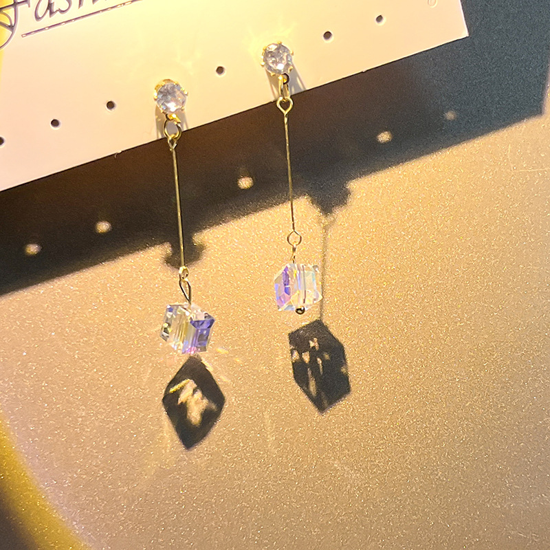 1 Pair Romantic Shiny Square Bow Knot Plating Alloy Artificial Crystal Drop Earrings display picture 2