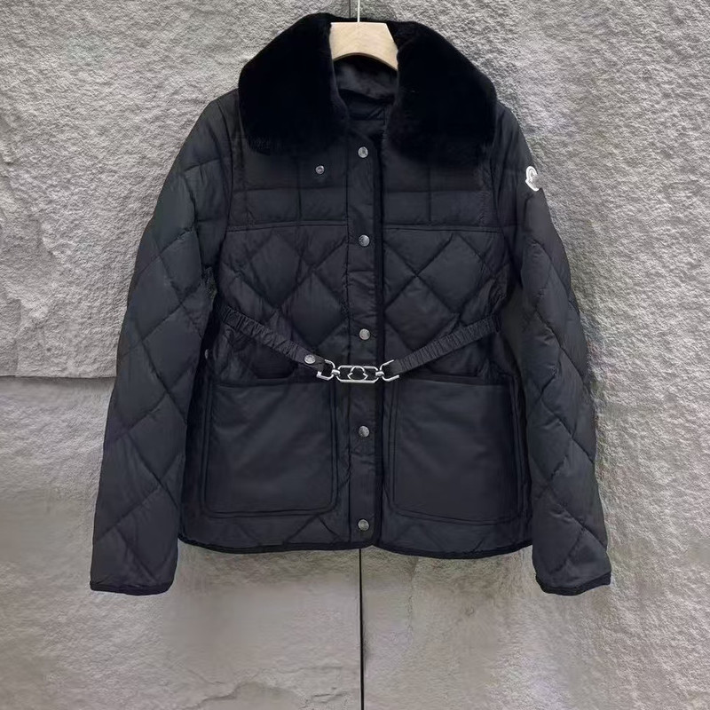 毒家现货原标M蒙家徽标刺绣獭兔毛毛领90白鸭绒菱格羽绒服外套|undefined