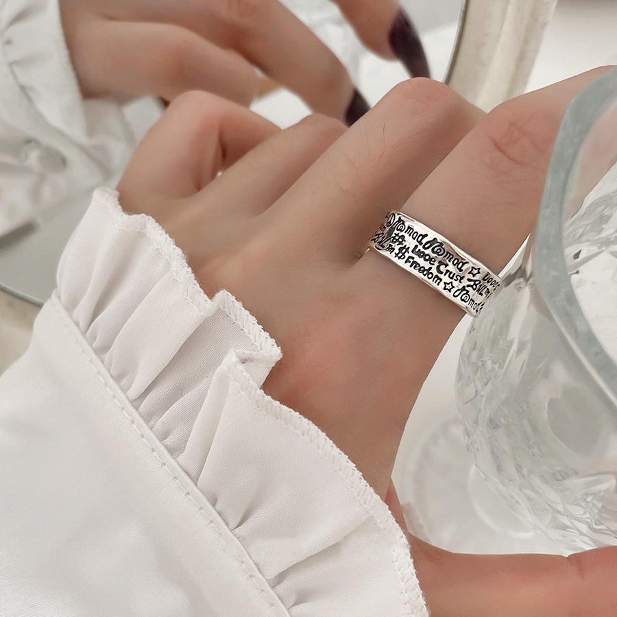 Versión coreana del anillo de números romanos para mujer, reloj de la industria pesada de la moda retro S925, anillo abierto plateado, anillo de dedo de comida de hip-hop