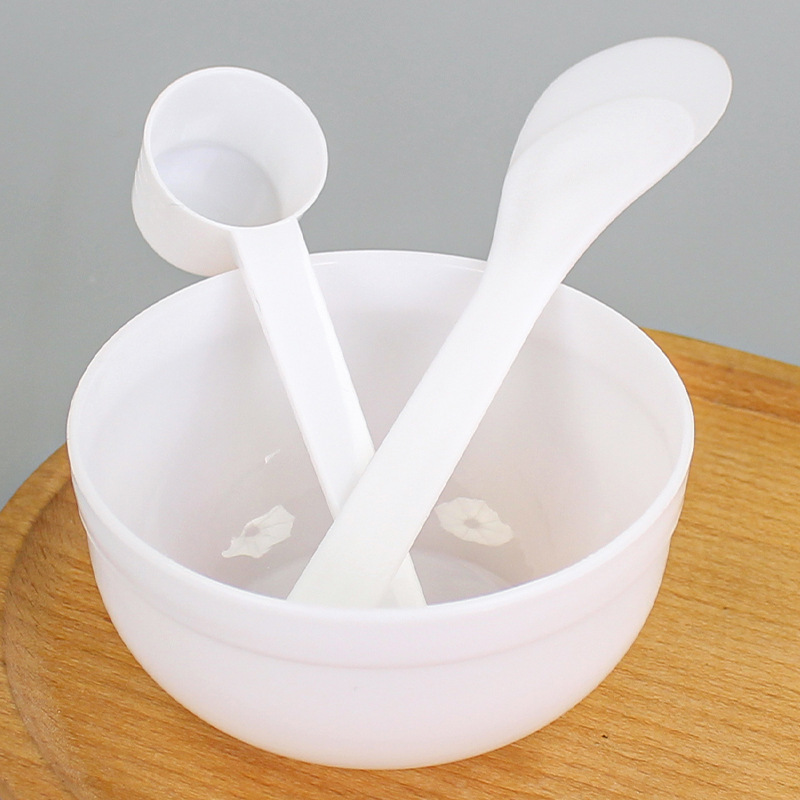 Bulk: 3 white items (10ml flat-bottomed spoon + small bowl + small stick)