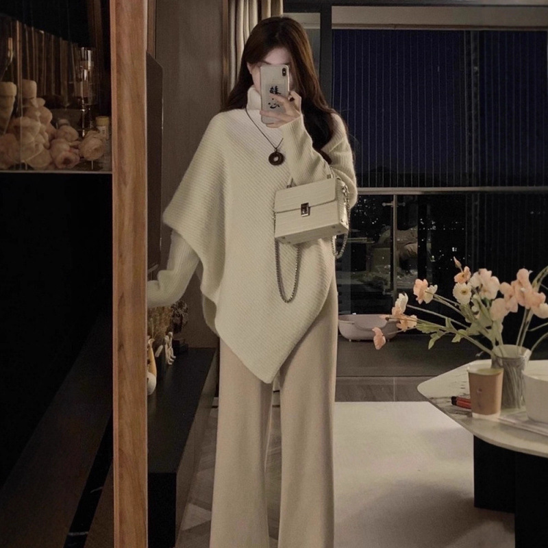 秋冬款不规则高领纯色毛衣女秋冬2025韩版宽松慵懒风软糯针织衫