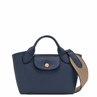 2025�ļ��¿�������Ӱ�ͨ��б����������β˻@Tote��Ů