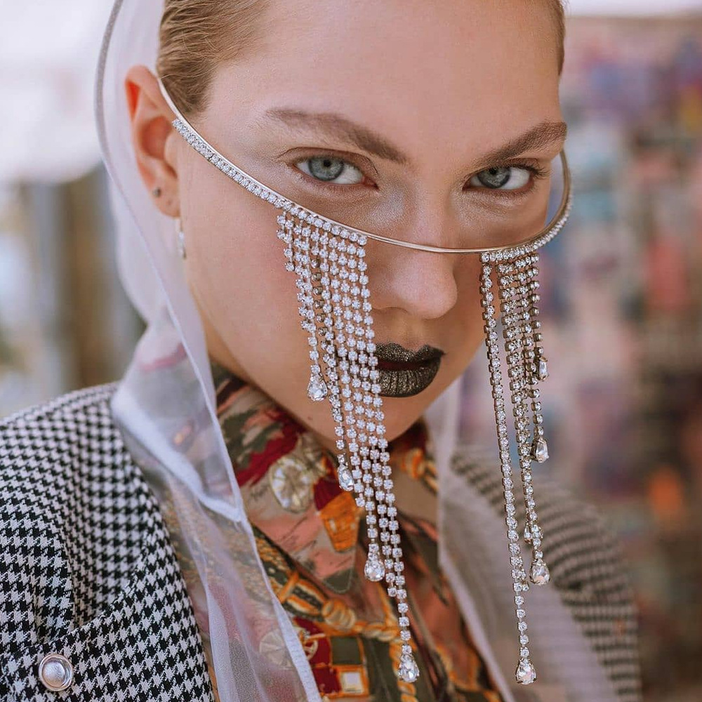 Amazon nueva máscara de bordilla Europa y América personalidad exagerada gafas de diamante cadena accesorios de fiesta cadena de cara femenina