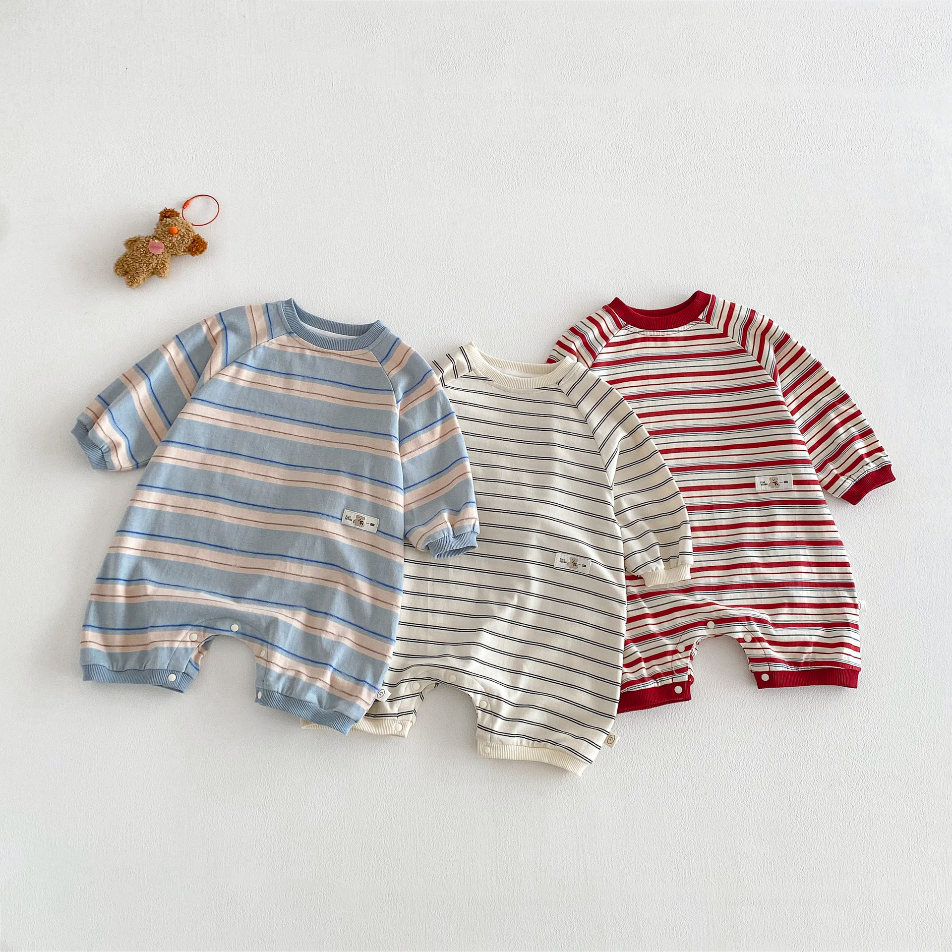 Macacão listrado ALYCExiyuebaobao, modelo 2026, da nova marca de roupas infantis da moda, ideal para engatinhar e passear com bebês na primavera._voghion.com