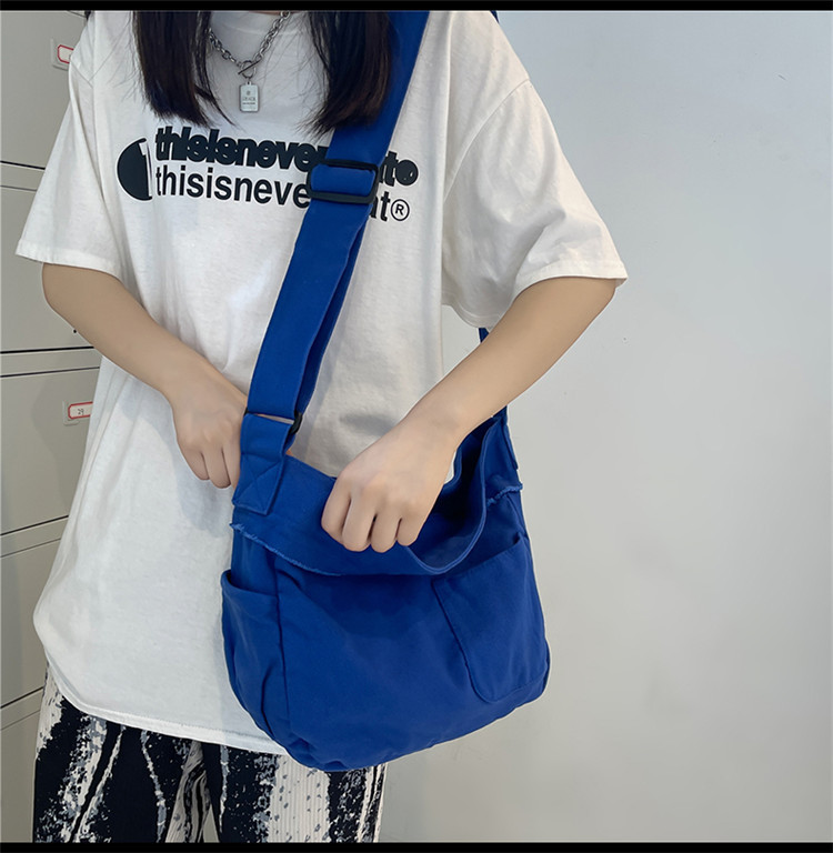 new casual Korean college students class solid color messenger bag wholesalepicture31
