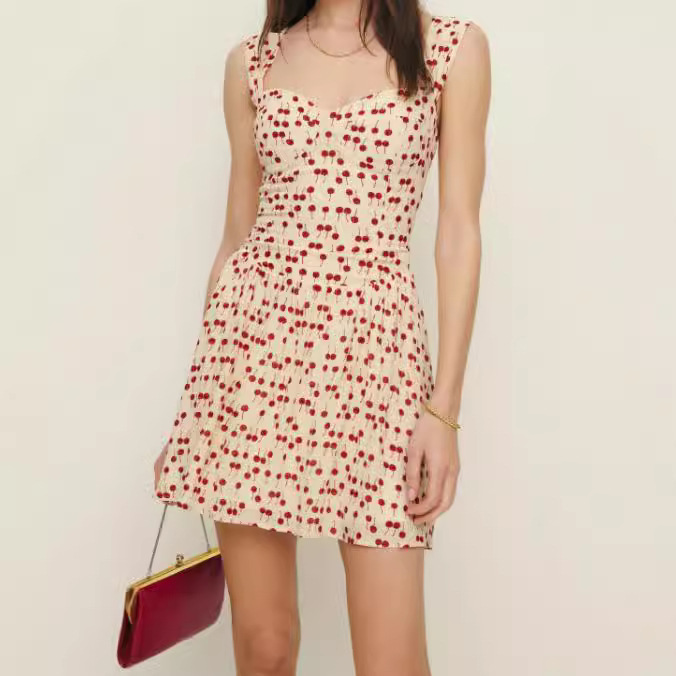 European and American Export Wholesale Cross-border Supply Independent Station 2024 Summer New French Sweet Square Collar Sleeveless Dress European and American Export Wholesale Cross-border Supply Independent Station 2024 Summer New French Sweet Square Collar Sleeveless Dress
