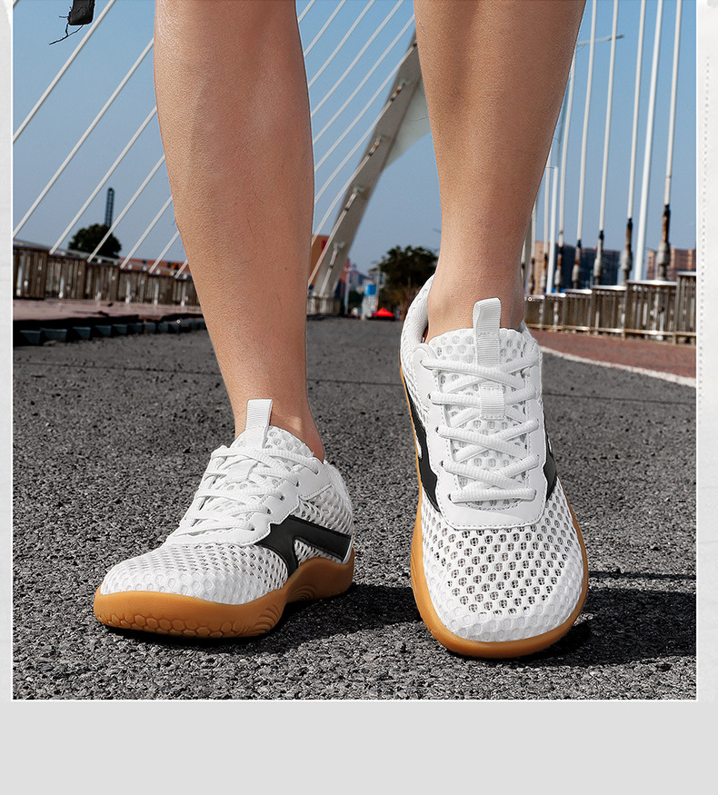 2026 New Model Foreign Trade Summer Mesh Breathable Large Size Shoes Cross-Border Versatile Barefoot Wide-Toed Sneakers_vogvips.com