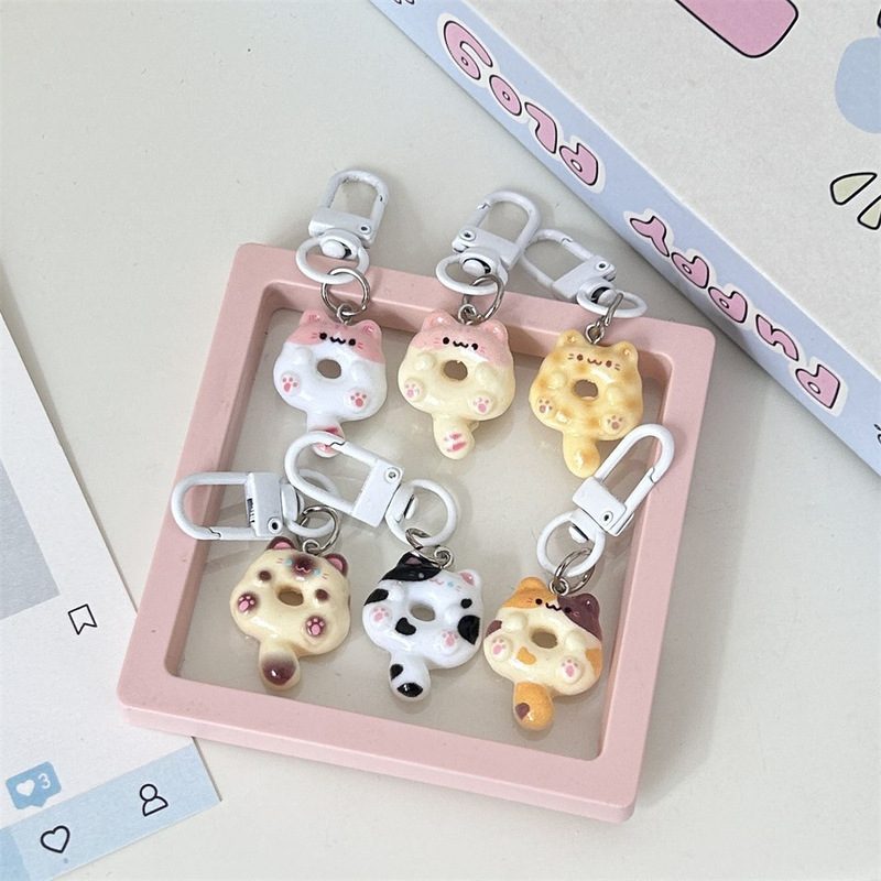 オリジナルかわいい漫画サイアム子猫サークルバックル KTins スタイルキーホルダースクールバッグヘッドフォンペンダント学生ペンダント|undefined